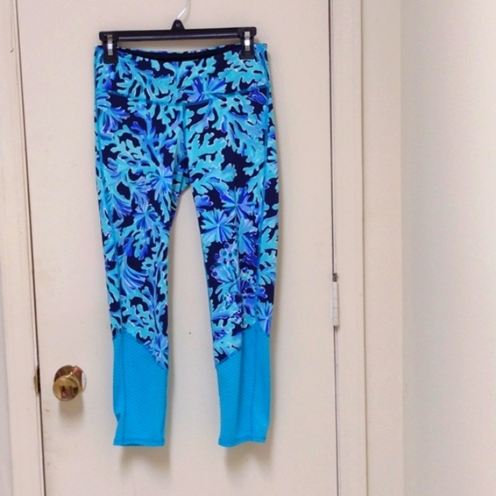 EUC Lilly Pulitzer Luxletic Weekender Midi Leggings